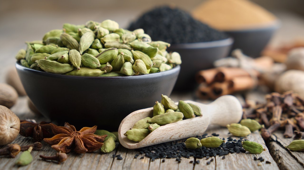 Premium Small Green Cardamom from Kerala