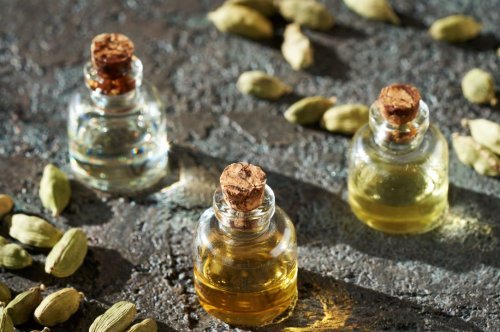 Discover Amazing Cardamom Oil Uses for Your Health
